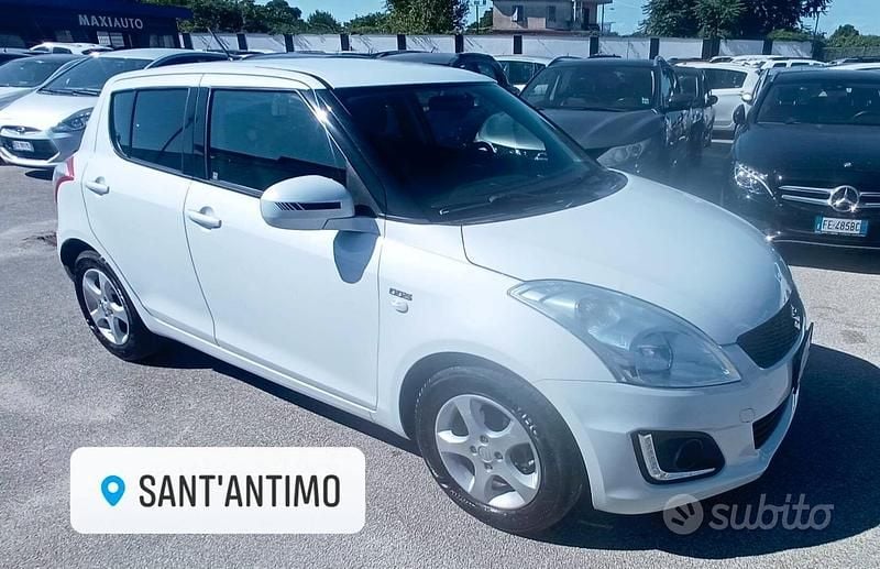 Usata Suzuki Swift 94 CV (69 kW) 2015 Bianco Utilitaria