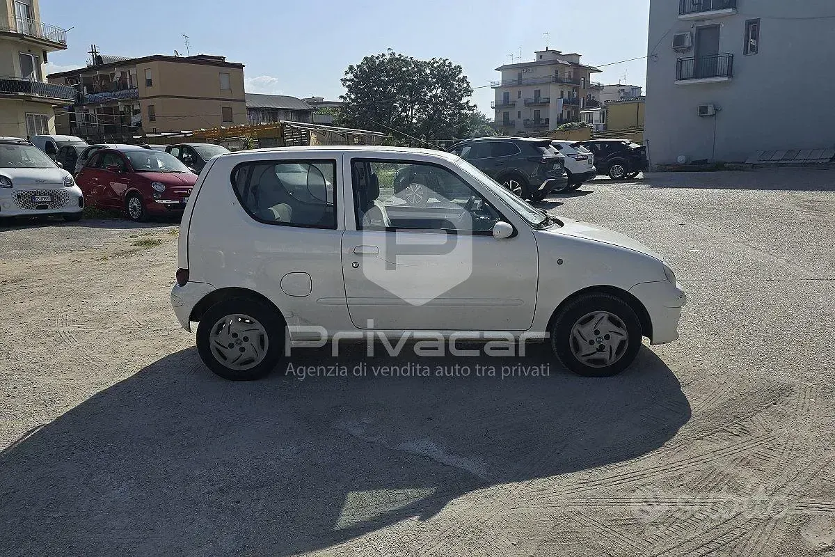 Usata Fiat 600 Active 54 CV (39 kW) 2007 Bianco Utilitaria