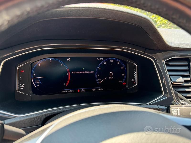 Usata VW T-Roc Business 116 CV (85 kW) 2019 Bianco SUV