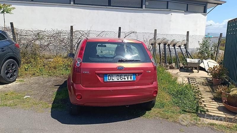 Usata Ford Fiesta 2007 Utilitaria