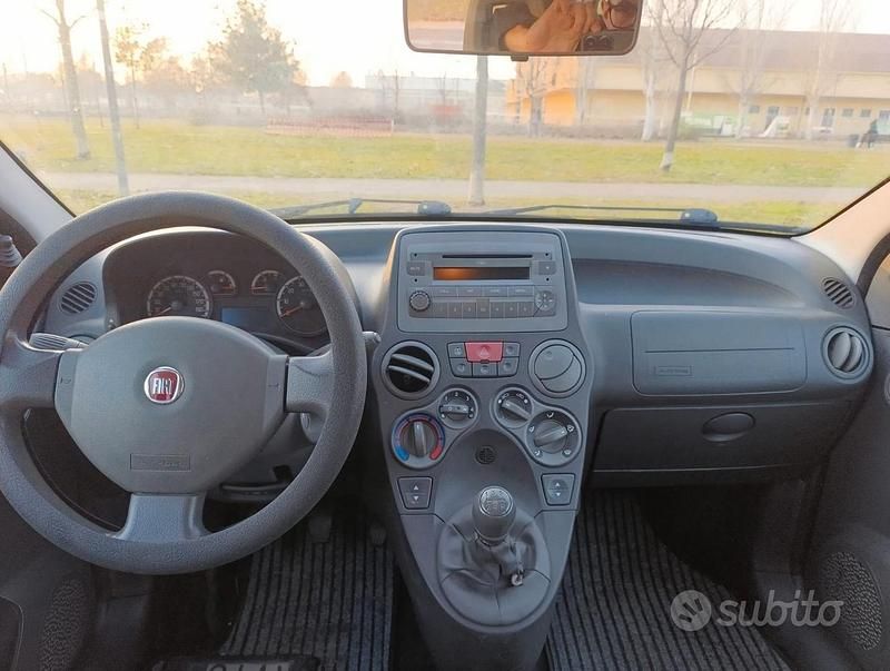 Usata Fiat Panda Dynamic 70 CV (51 kW) 2008 Grigio Berlina
