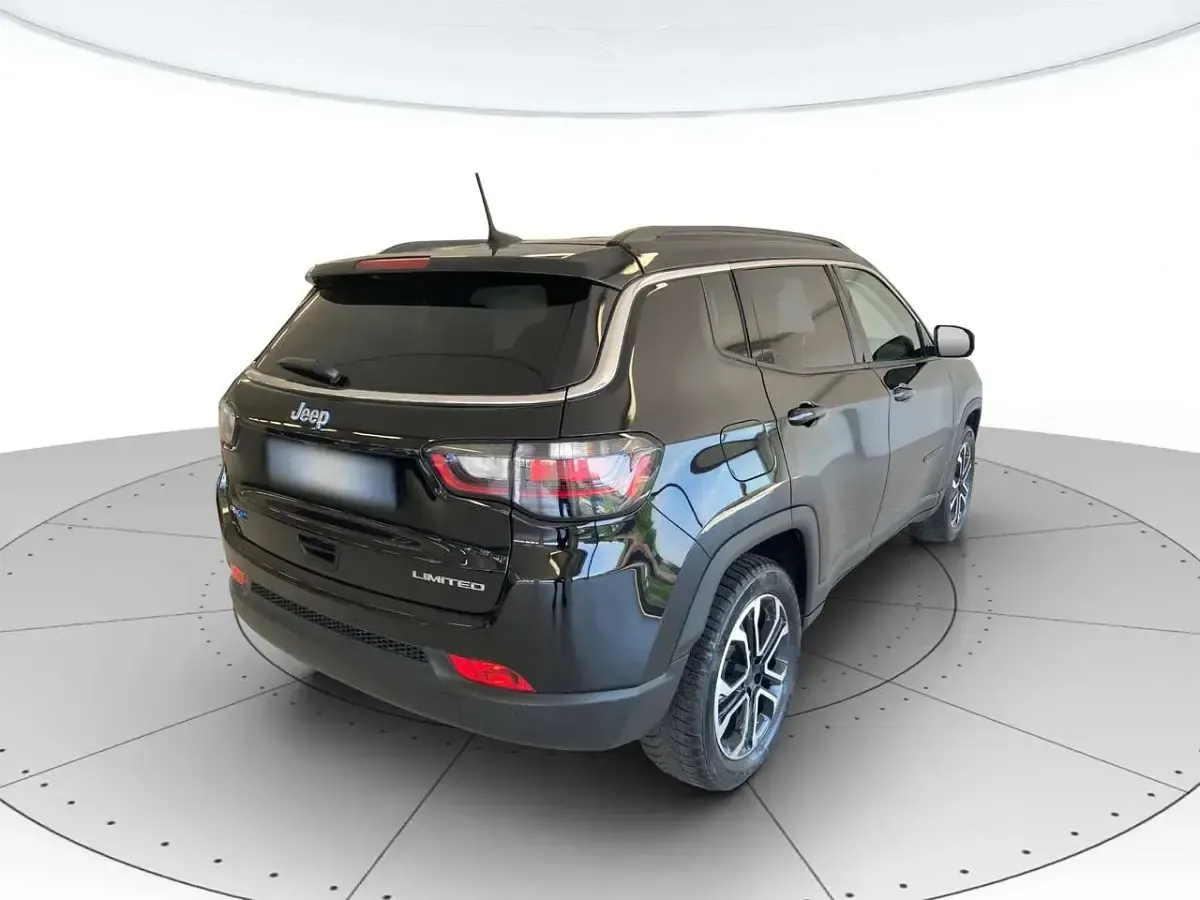 Usata Jeep Compass 131 CV (96 kW) 2022 Nero SUV