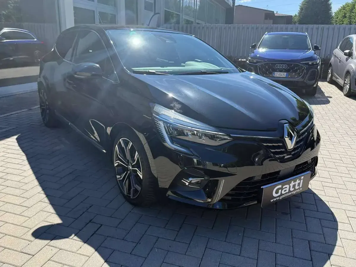 Usata Renault Clio V Initiale Paris 91 CV (66 kW) 2022 Other Berlina