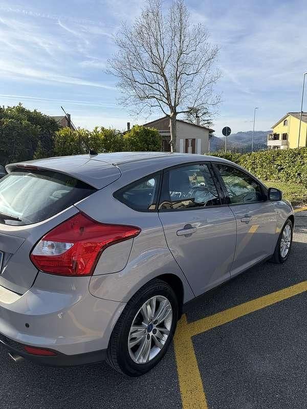 Usata Ford Focus Titanium 136 CV (100 kW) 2011 Berlina