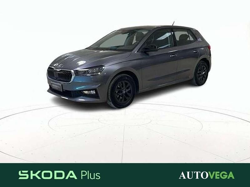 Usata Skoda Fabia 95 CV (69 kW) 2025 Grigio pastello Utilitaria