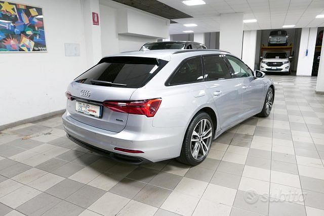 Begagnad Audi A6 Business 204 HK (150 kW) 2023 Grå Kombi