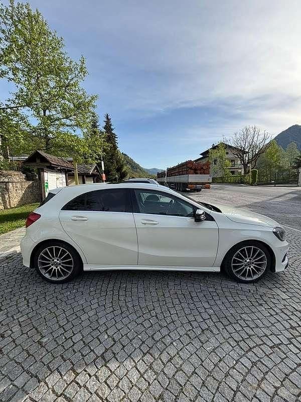 Usata Mercedes CLA200 Executive 136 CV (100 kW) 2013 Berlina