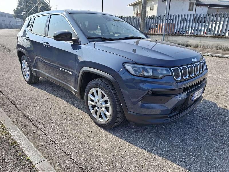 Usata Jeep Compass Longitude 131 CV (96 kW) 2021 Blu/azzurro SUV