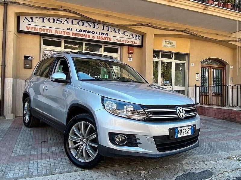 Usata VW Tiguan 140 CV (102 kW) 2012 Grigio SUV