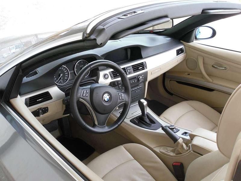 Usata BMW 320 Cabriolet Comfort Edition 177 CV (130 kW) 2009 Cabrio