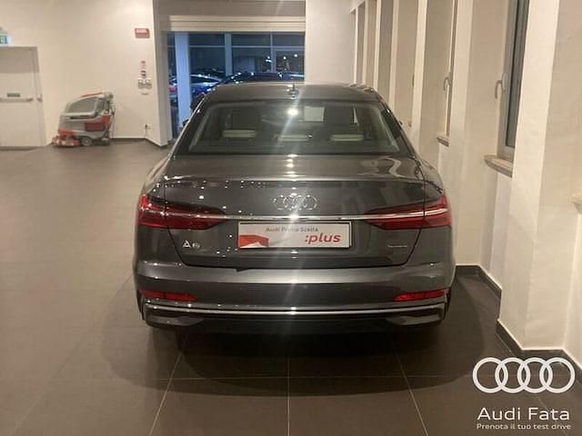 Usata Audi A6 S-Line 204 CV (150 kW) 2024 Grigio daytona perla Berlina