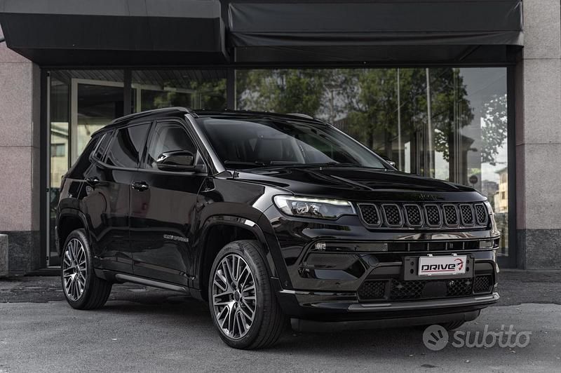 Usata Jeep Compass Summit 131 CV (96 kW) 2025 Nero SUV