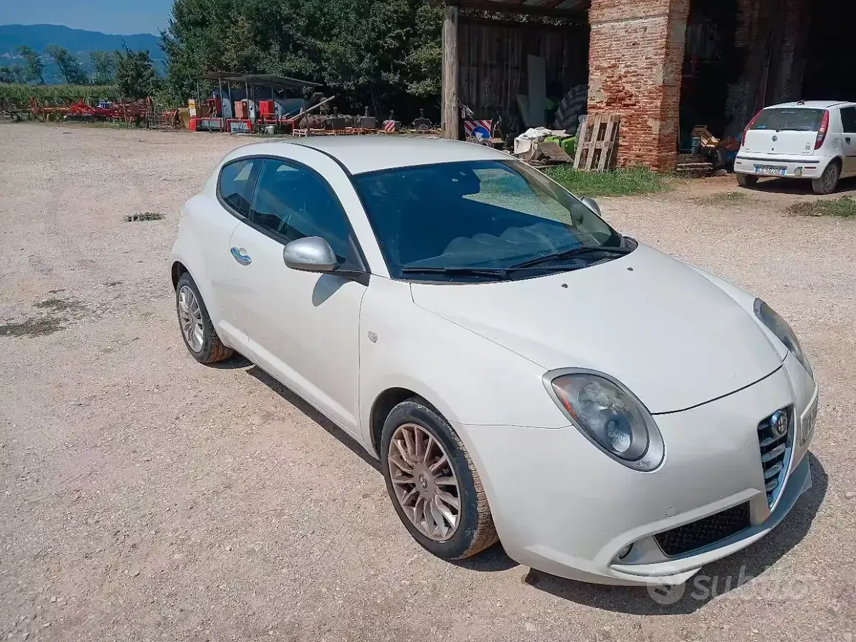 Usata Alfa Romeo MiTo 120 CV (88 kW) 2016 Bianco Utilitaria