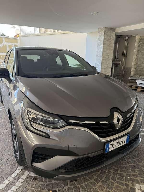 Usata Renault Captur RS Line 94 CV (69 kW) 2022 SUV