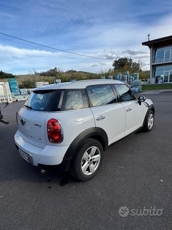 Usata Mini Cooper Countryman 90 CV (66 kW) 2015 Bianco SUV