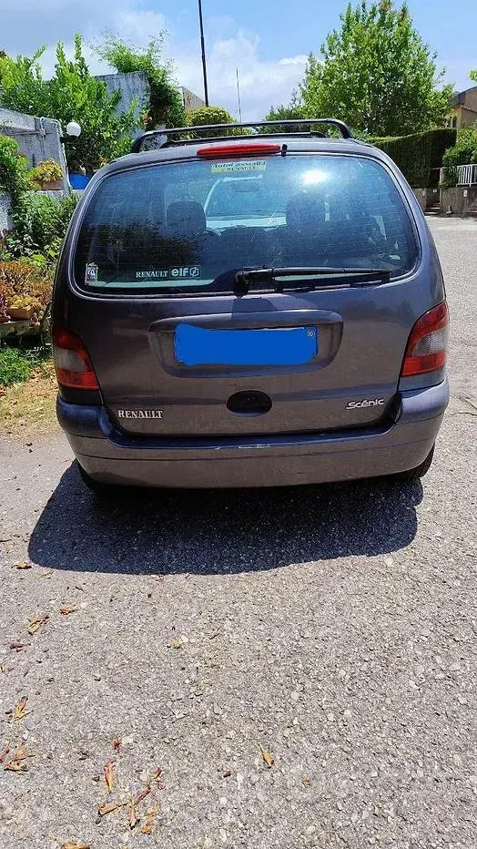 Usata Renault Scénic 107 CV (78 kW) 2000 Marrone Monovolume