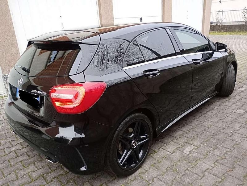 Usata Mercedes A180 Premium 122 CV (89 kW) 2014 Berlina