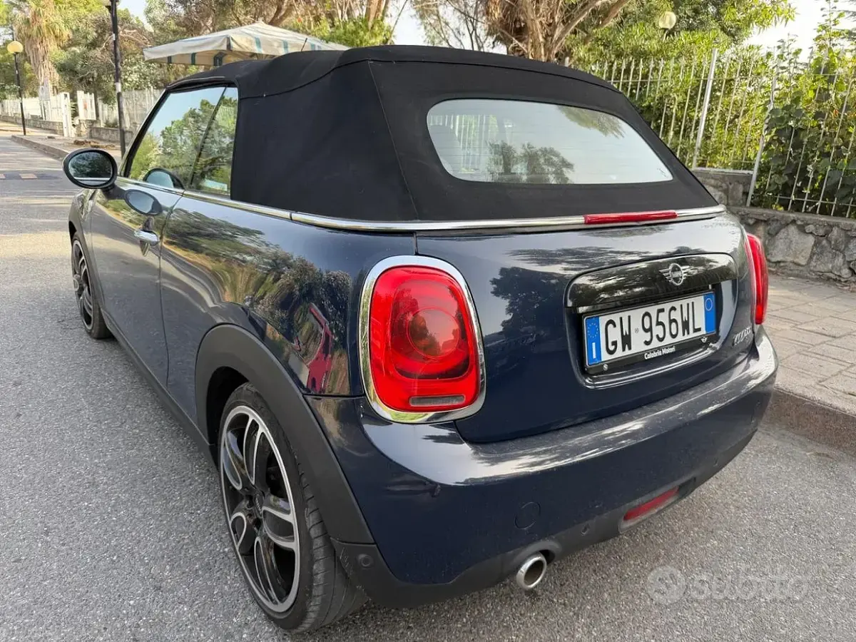 Usata Mini Cooper Cabriolet 136 CV (100 kW) 2019 Bluazzurro Cabrio