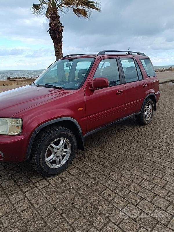 Usata Honda CR-V 150 CV (110 kW) 2001 Rosso SUV