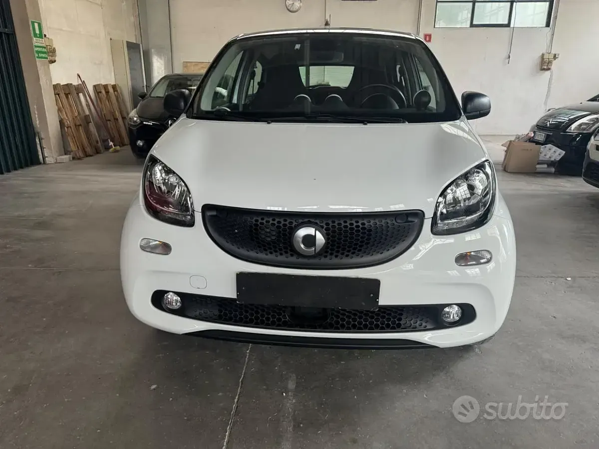 Usata Smart ForFour Prime 71 CV (52 kW) 2018 Other Utilitaria