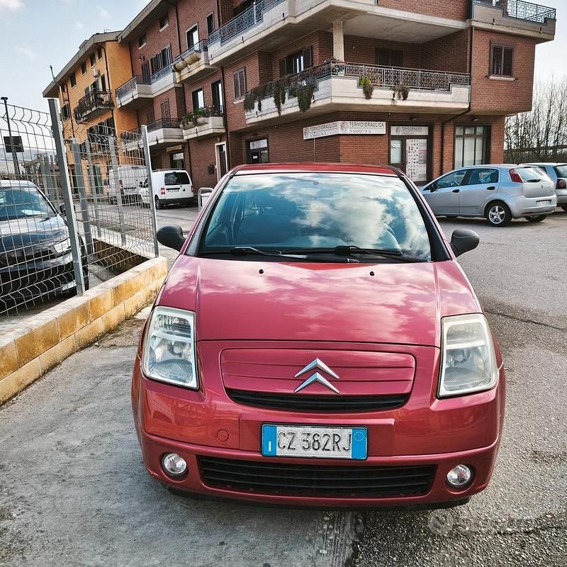 Occasion Citroën C2 Elegance 70 ch (51 kW) 2006 Violet Citadine