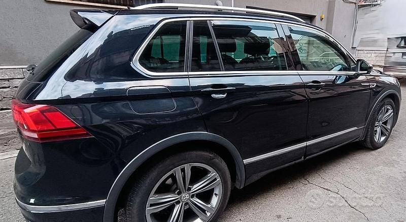 Usata VW Tiguan R-line 115 CV (84 kW) 2019 Nero SUV