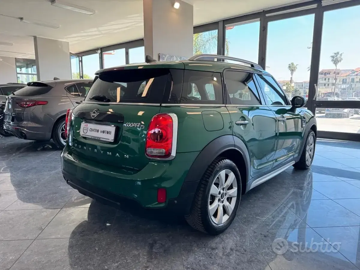 Second-hand Mini Cooper D Countryman Hype 150 CP (110 kW) 2021 Verde SUV