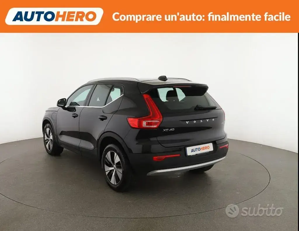 Usata Volvo XC40 179 CV (131 kW) 2023 Nero SUV