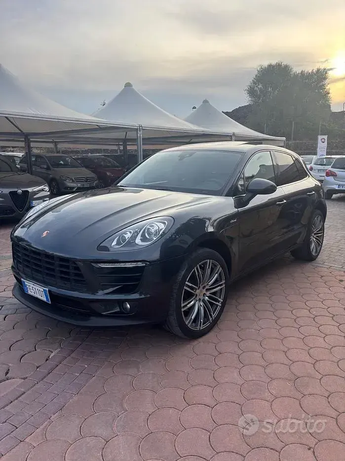 Usata Porsche Macan 250 CV (183 kW) 2016 Grigio SUV