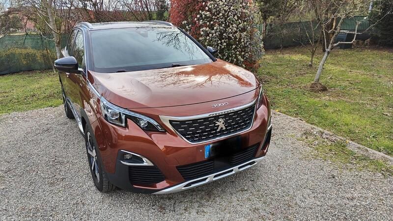 Usata Peugeot 3008 120 CV (88 kW) 2017 SUV