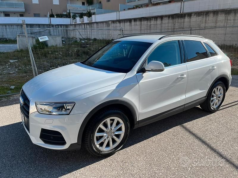 Begagnad Audi Q3 Business 150 HK (110 kW) 2018 Vit SUV