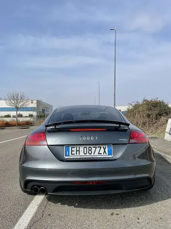 Begagnad Audi TT Advanced Plus 170 HK (125 kW) 2011 Sportkupé
