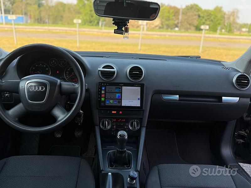 Usata Audi A3 Ambition 125 CV (91 kW) 2011 Blu Utilitaria