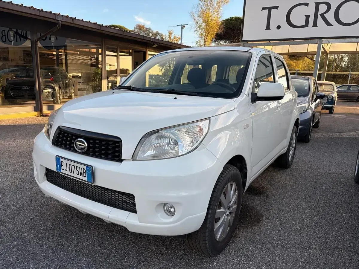 Usata Daihatsu Terios 104 CV (76 kW) 2011 Bianco SUV