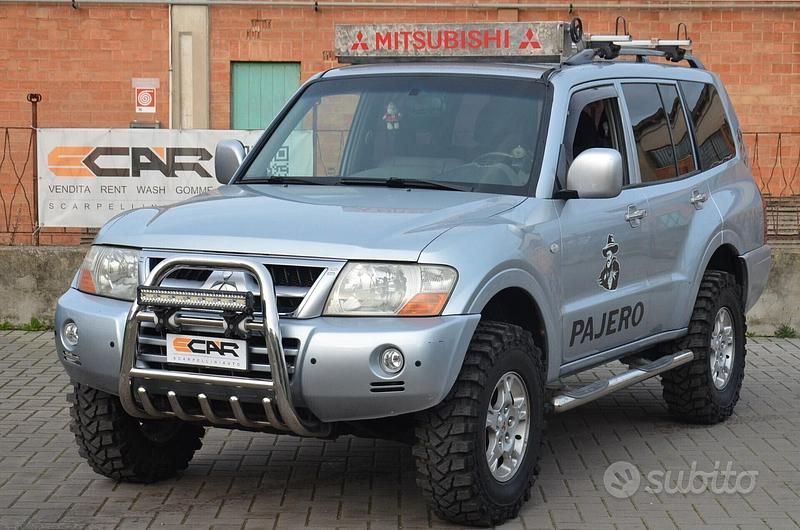 Grigio Usata 2007 Mitsubishi Pajero Instyle SUV | 13.990 € (Buon prezzo) - Immagine 1/4