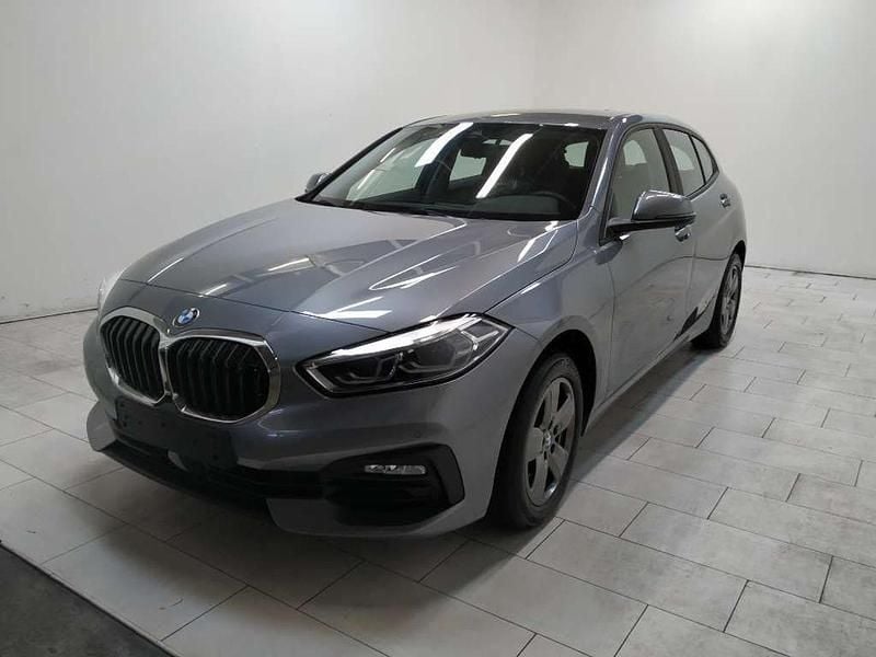 Usata BMW 118 Advantage 140 CV (102 kW) 2022 Utilitaria