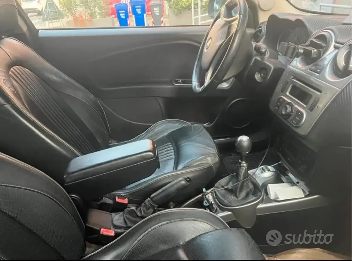 Second-hand Alfa Romeo MiTo 120 CP (88 kW) 2010 Hatchback