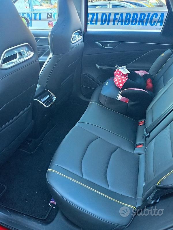 Usata Cirelli 4 177 CV (130 kW) 2023 Rosso SUV