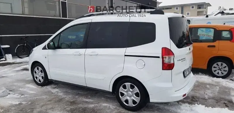 Usata Ford Tourneo Courier S 101 CV (74 kW) 2020 Monovolume