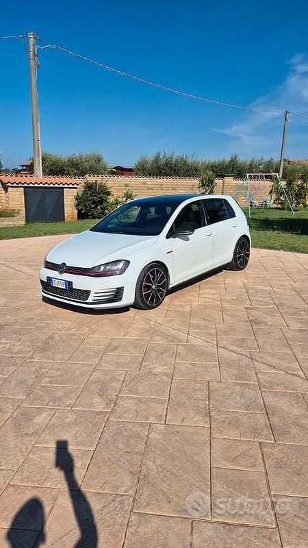 Usata VW Golf VII GTI 220 CV (161 kW) 2014 Bianco Berlina