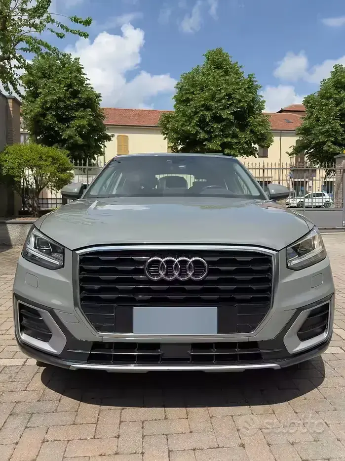 Usata Audi Q2 116 CV (85 kW) 2020 Grigio SUV