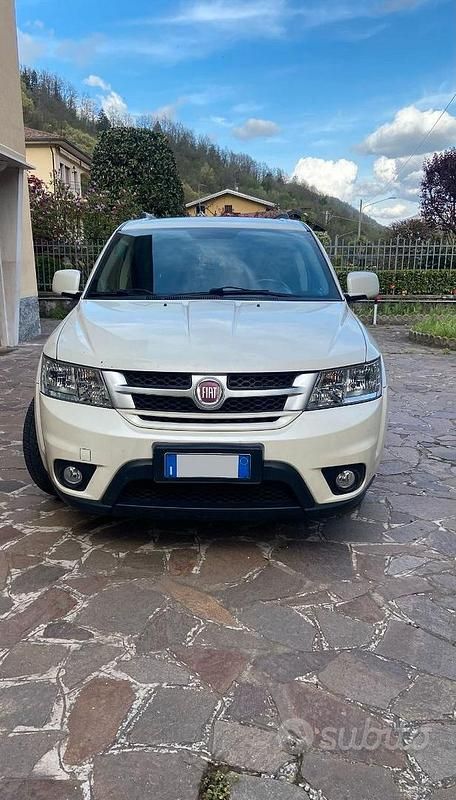 Usata Fiat Freemont 170 CV (125 kW) 2012 Bianco SUV