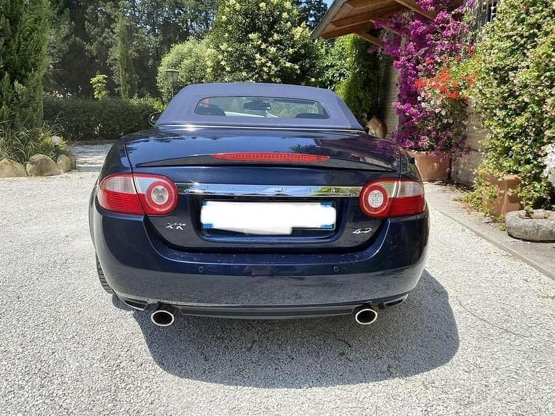 Usata Jaguar XK 298 CV (219 kW) 2006 Blu Cabrio