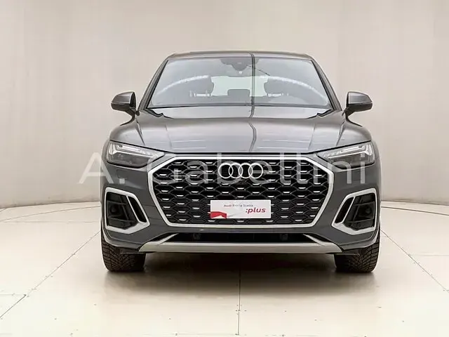 Usata Audi Q5 Sportback S-line plus 367 CV (269 kW) 2023 Grigio daytona perla SUV