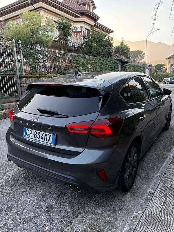 Usata Ford Focus ST-Line 125 CV (91 kW) 2024 Grigio Berlina
