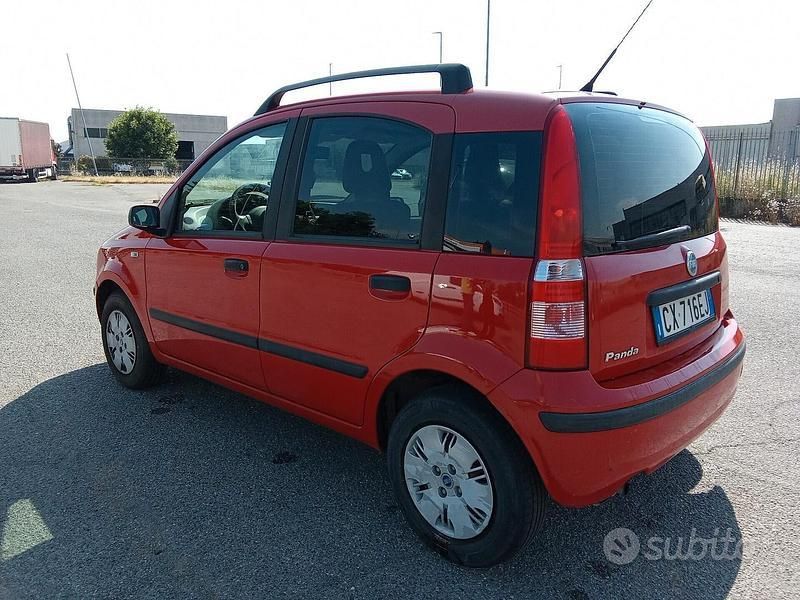 Usata Fiat Panda Dynamic 60 CV (44 kW) 2006 Rosso Utilitaria