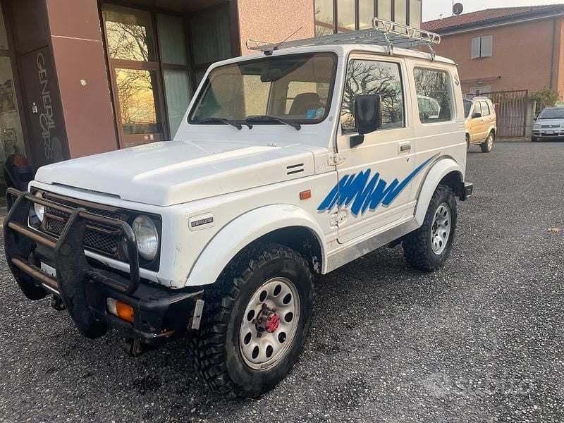 Bianco Usata 1998 Suzuki Samurai SUV | 6900 € (Ottimo prezzo) - Immagine 1/4