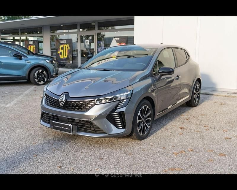 Usado Renault Clio V Techno 91 HP (66 kW) 2025 Sedan