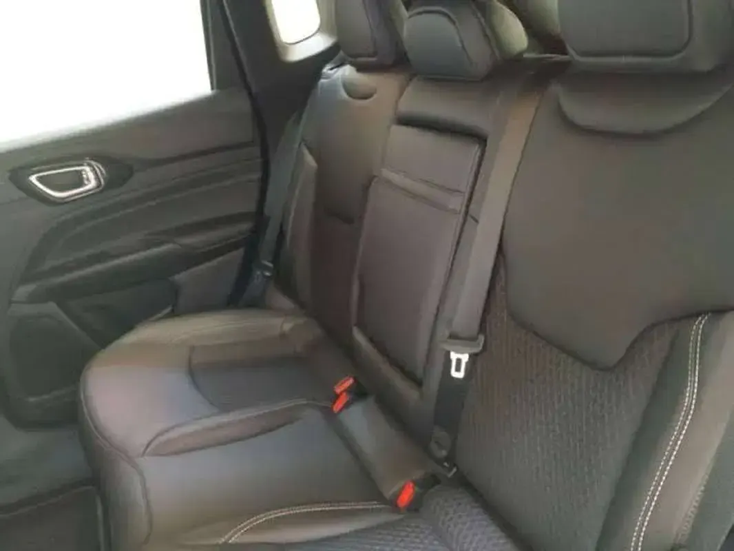 Usata Jeep Compass 131 CV (96 kW) 2021 Bianco SUV