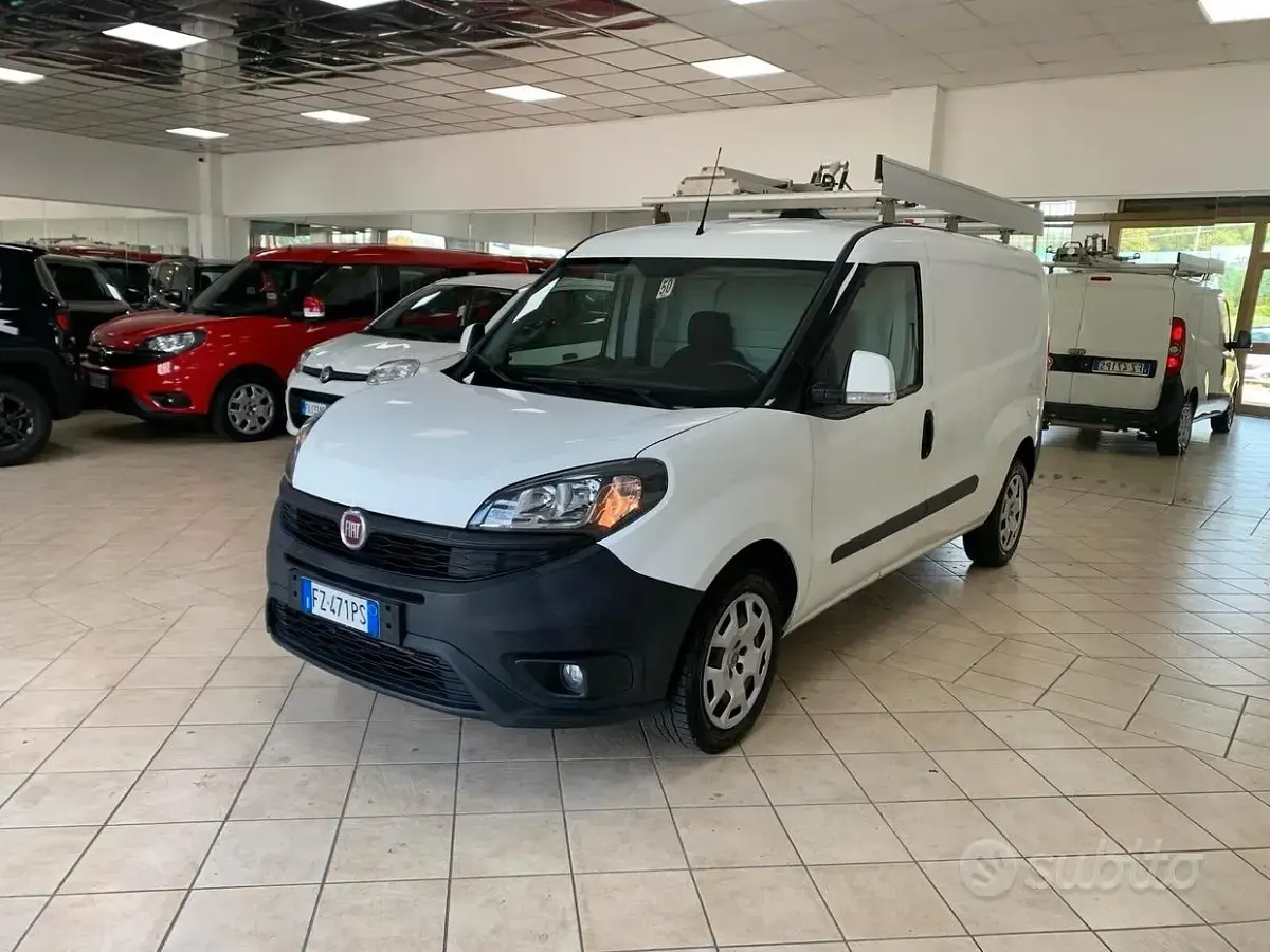 Usata Fiat Doblò 120 CV (88 kW) 2019 Monovolume